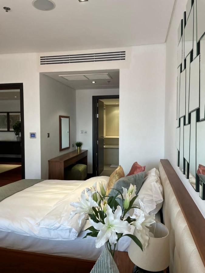 דובאי Luxurious 2 Bedroom Apartment In Anantara Hotel And Residences מראה חיצוני תמונה